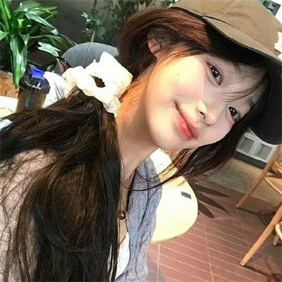 卡罗尔与星期二