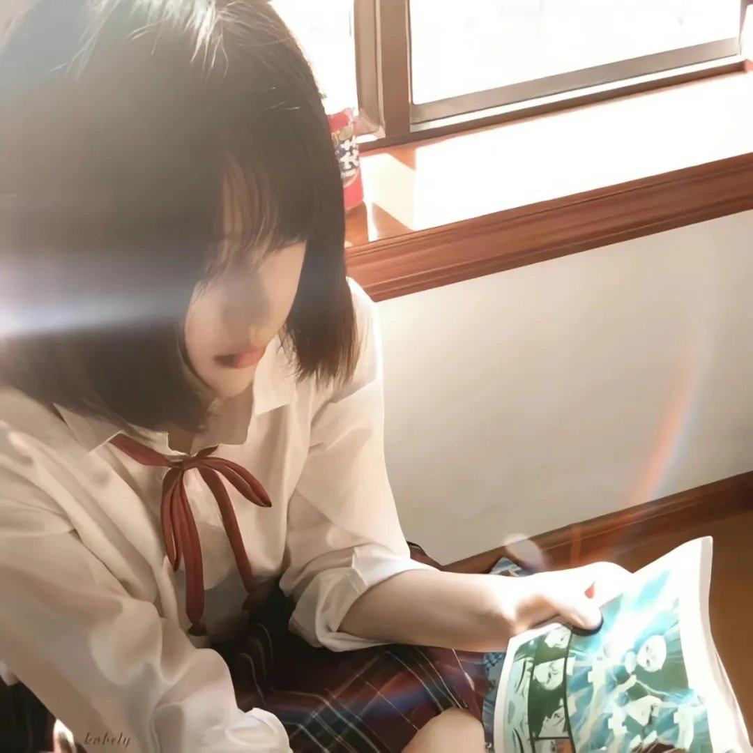 闺蜜网恋我奔现，炮灰女配要翻盘