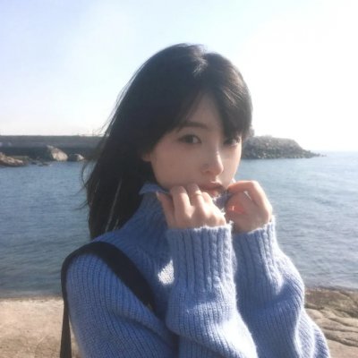 梧桐深院锁清秋